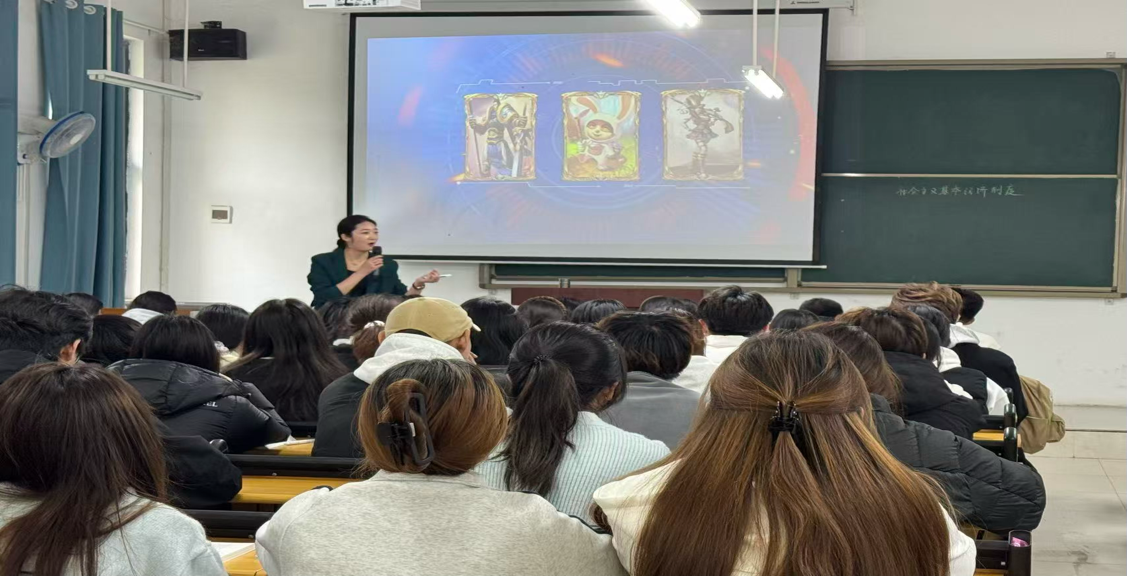 挂职教师做示范，结对交流促提升