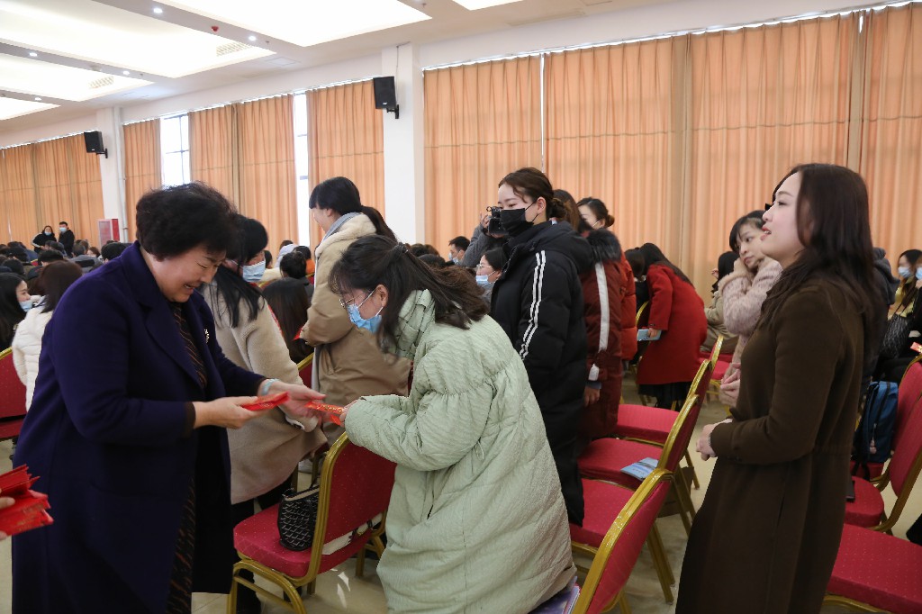 新学期、新目标、新发展 塑大师、强内涵、创本